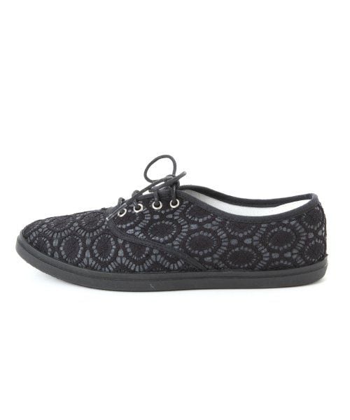 LOWRYS FARM（ローリーズファーム）の「オックスフォードスニーカー（シューズ・レディース・ホワイト×キャンバス/ホワイト×レース/ブラック×レース/ネイビー×キャンバス・Ｓ/Ｍ/Ｌ）」の6枚目の写真