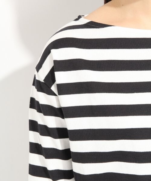 LOWRYS FARM（ローリーズファーム）の「２０／アソートボーダーボート8分袖（トップス・レディース・ブラック×均等ピッチ/ブラック×マリンピッチ/ブラック×変形ピッチ/レッド×均等ピッチ/レッド×マリンピッチ/レッド×変形ピッチ・Ｍ/Ｌ）」の11枚目の写真