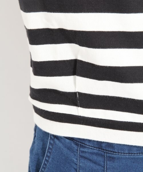 LOWRYS FARM（ローリーズファーム）の「２０／アソートボーダーボート8分袖（トップス・レディース・ブラック×均等ピッチ/ブラック×マリンピッチ/ブラック×変形ピッチ/レッド×均等ピッチ/レッド×マリンピッチ/レッド×変形ピッチ・Ｍ/Ｌ）」の13枚目の写真