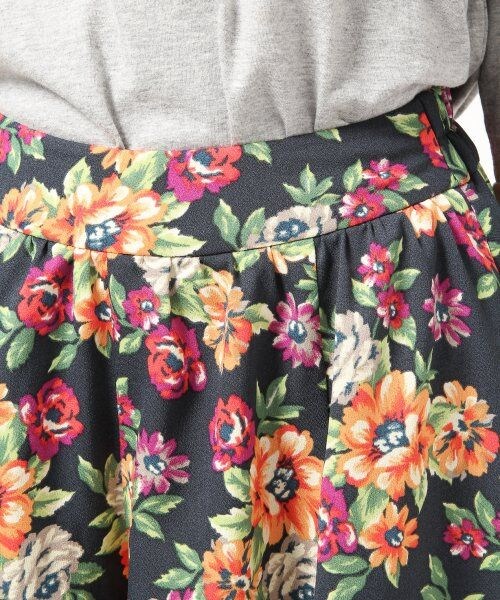 LEPSIM（レプシィム）の「プリントサーキュラーキュロット（パンツ・レディース・エスニック/ピンク（オオナバガラ）/タショクフラワー・FREE SIZE）」の9枚目の写真