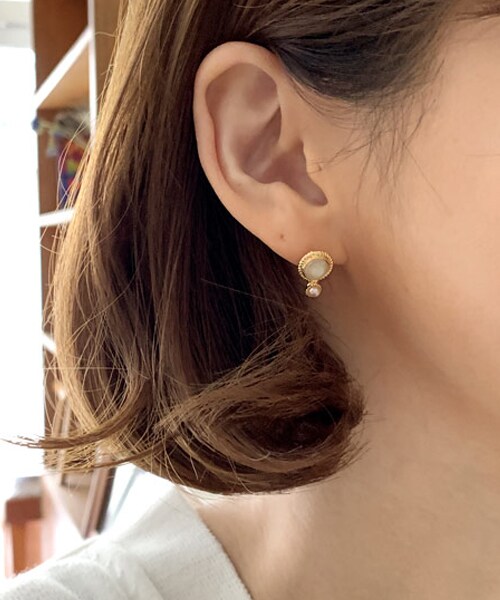 DHOLIC(ディーホリック)の「ミニダブルサークルピアス(ピアス(両耳用)・レディース・ブルー/ホワイト/ピンク・FREE)」の2枚目の写真