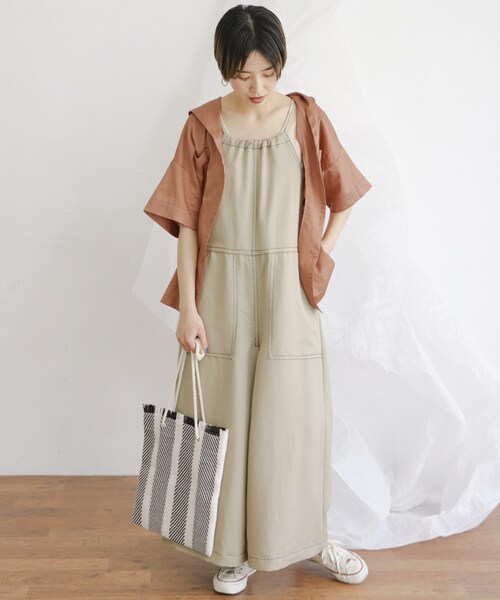 KBF(ケイビーエフ)の「【TGC着用アイテム】 マルチストライプトート(バッグ・レディース・WHT×BLK/ORG×BRN・one)」の4枚目の写真