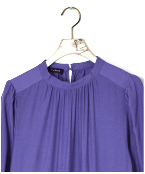 w closet（ダブルクローゼット）の「しぼり加工サテンパフスリーブティアードワンピース（ワンピース/ドレス・レディース・モカ/ブルー/Dカーキ・FREE）」の7枚目の写真