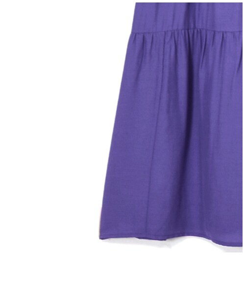 w closet（ダブルクローゼット）の「しぼり加工サテンパフスリーブティアードワンピース（ワンピース/ドレス・レディース・モカ/ブルー/Dカーキ・FREE）」の10枚目の写真