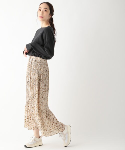 studio CLIP(スタディオクリップ)の「プリント消しプリーツスカート(スカート・ブラック/ベージュ)」の3枚目の写真