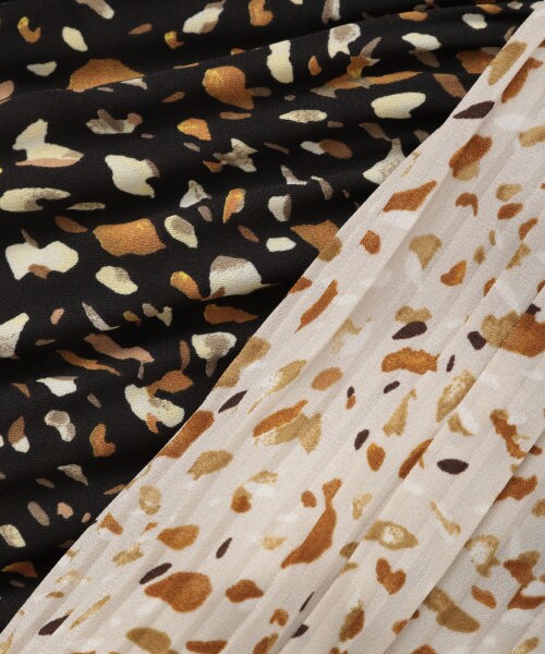 studio CLIP(スタディオクリップ)の「プリント消しプリーツスカート(スカート・ブラック/ベージュ)」の9枚目の写真