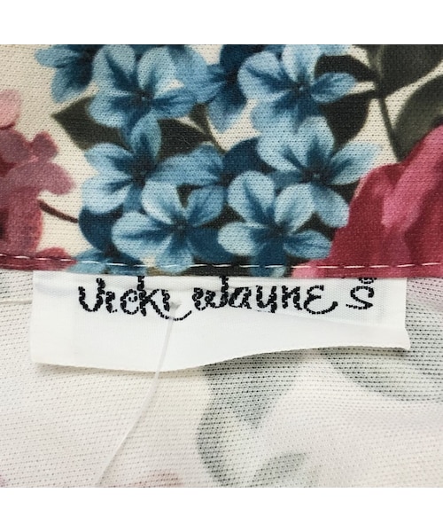 USED（ユーズド）の「Multi flower shirt（シャツ/ブラウス・レディース・その他）」の6枚目の写真