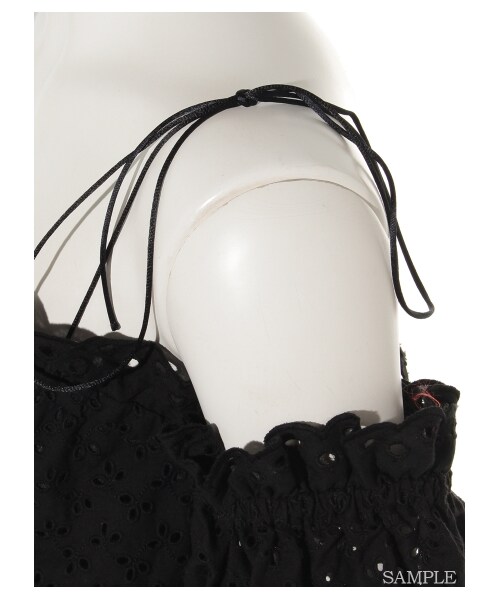 lilLilly(リルリリー)の「コットンレーストップ(トップス・レディース・WHITE/RED/BLACK・FREE)」の8枚目の写真