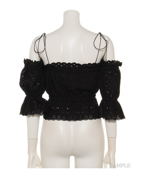 lilLilly(リルリリー)の「コットンレーストップ(トップス・レディース・WHITE/RED/BLACK・FREE)」の5枚目の写真