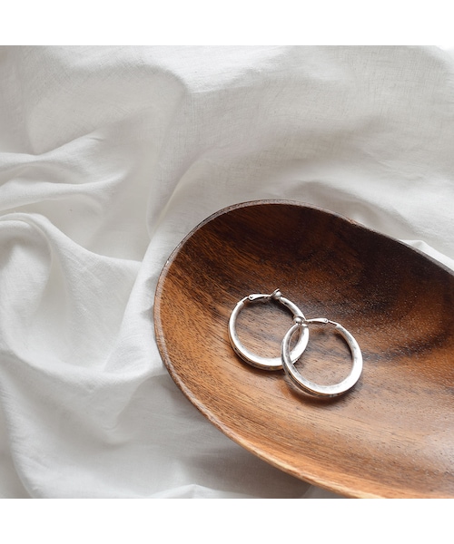 no brand（ノーブランド）の「Silver Hoop Earrings（イヤリング・レディース・その他）」の6枚目の写真