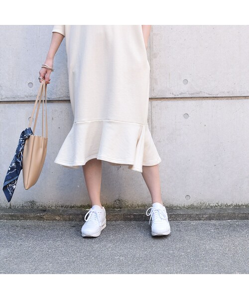 no brand（ノーブランド）の「[ RE-ARRIVAL ]フーディフリルスウェットロングOP（ワンピース・レディース・その他）」の7枚目の写真