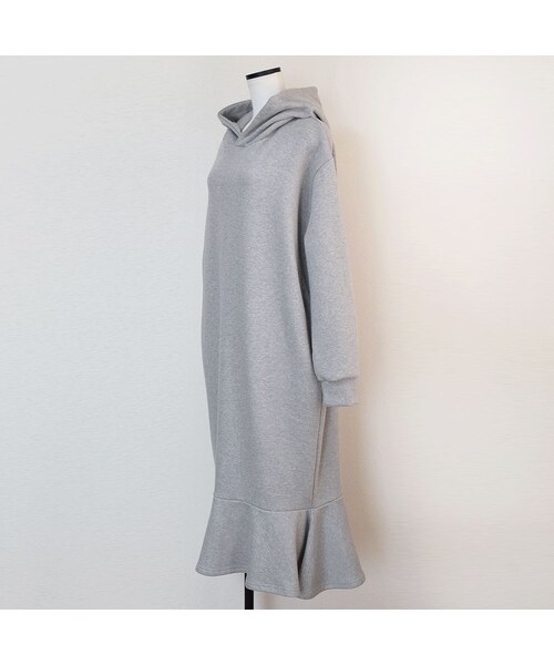 no brand（ノーブランド）の「[ RE-ARRIVAL ]フーディフリルスウェットロングOP（ワンピース・レディース・その他）」の15枚目の写真