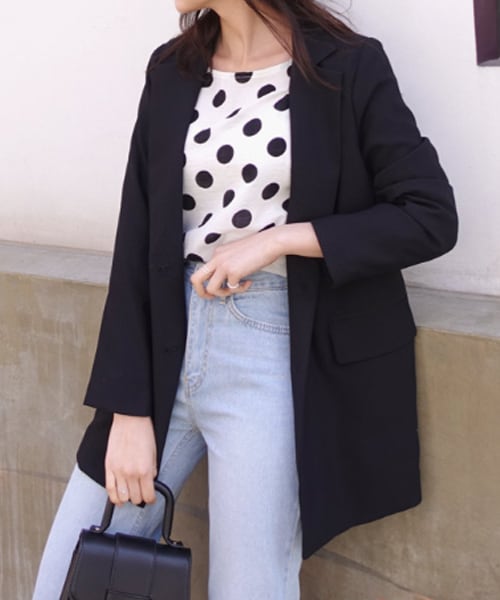 DHOLIC（ディーホリック）の「ツーボタンミドルジャケット（その他アウター・レディース・ピンク/ブラック/グリーン・FREE）」の2枚目の写真