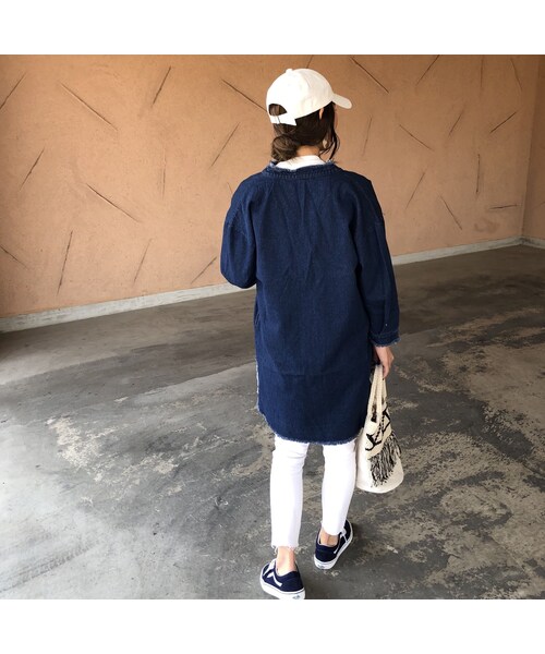 copine（コピン）の「【期間限定価格】シャツ感覚！こだわりデザイン！カットオフミドル丈デニムジャケット(2color)【クリックポスト対象商品】（デニムジャケット・レディース・その他）」の4枚目の写真