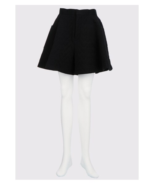 G.V.G.V.（ジーヴィージーヴィー）の「HEART QUILTED FLARE SHORTS（パンツ・レディース・BLACK/RED・36）」の3枚目の写真