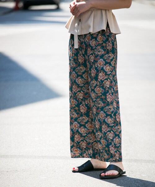 KBF+（ケービーエフプラス）の「KBF+ イージーウエストエスニックパンツ（パンツ・レディース・GREEN/IVORY/BROWN・one）」の8枚目の写真