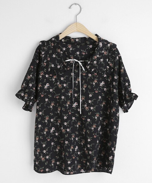 DHOLIC(ディーホリック)の「リボンフリルカラー花柄ブラウス(シャツ/ブラウス・レディース・ホワイト/ブラック/イエロー・FREE)」の2枚目の写真