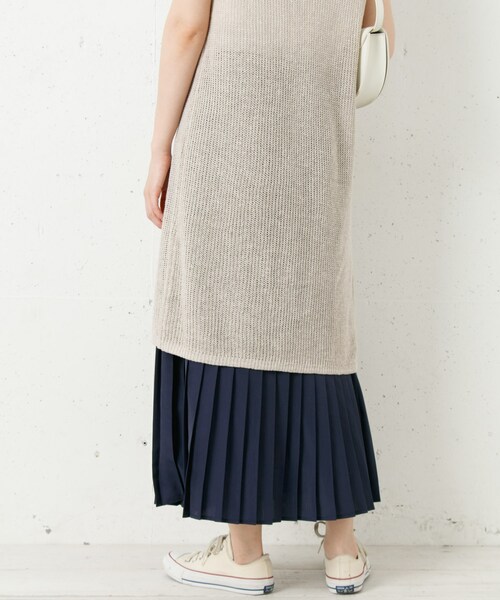 URBAN RESEARCH Sonny Label(アーバンリサーチサニーレーベル)の「プリーツロングスカート(スカート・レディース・オフ/ネイビー/イエロー・FREE)」の12枚目の写真