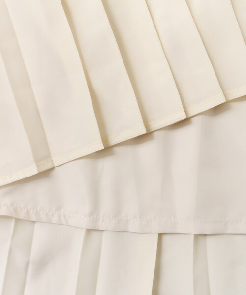 URBAN RESEARCH Sonny Label(アーバンリサーチサニーレーベル)の「プリーツロングスカート(スカート・レディース・オフ/ネイビー/イエロー・FREE)」の22枚目の写真