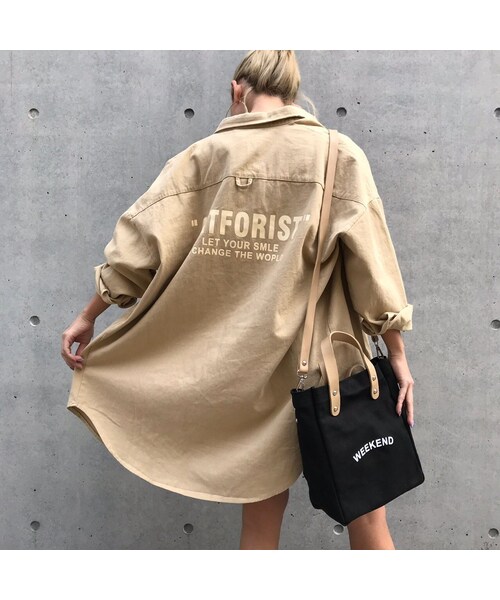 ノーブランド 50%OFF【NO ID.(ノーアイディー)】ｲｰｼﾞｰﾀｯｸﾜｲﾄﾞﾄﾗｳｻﾞｰｽﾞ パンツ