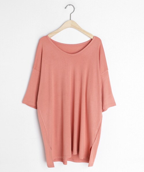 DHOLIC（ディーホリック）の「UネックボクシースリットヘムTシャツ（Tシャツ/カットソー・レディース・イエロー/その他/ピンク/ブラック/グリーン・FREE）」の4枚目の写真