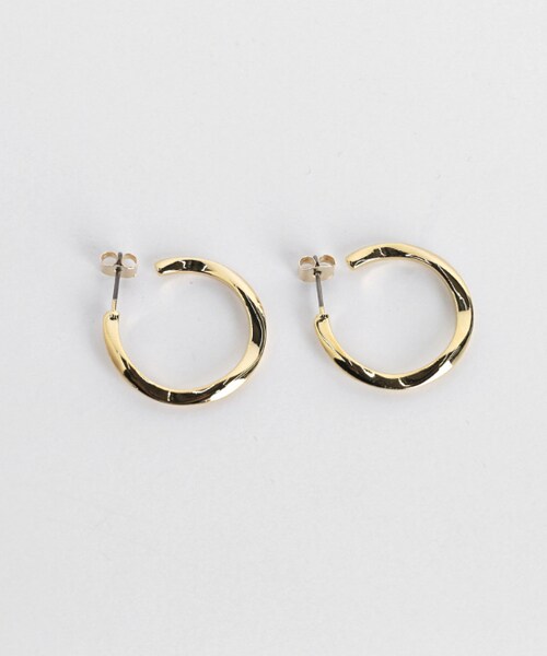 DHOLIC（ディーホリック）の「ウェーブオープンリングピアス（ピアス（両耳用）・レディース・シルバー/ゴールド・FREE）」の2枚目の写真