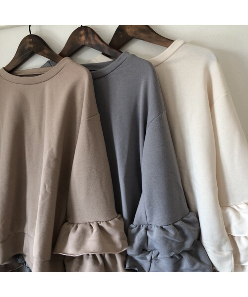 copine（コピン）の「再入荷！くすみカラー！ボリュームフリル袖トレーナー(3color)【クリックポスト対象商品】（スウェット・レディース・その他）」の14枚目の写真
