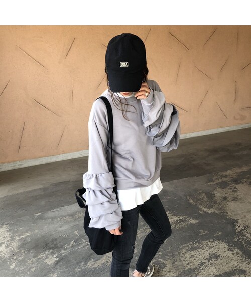 copine（コピン）の「再入荷！くすみカラー！ボリュームフリル袖トレーナー(3color)【クリックポスト対象商品】（スウェット・レディース・その他）」の8枚目の写真