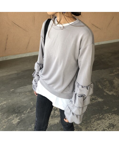 copine（コピン）の「再入荷！くすみカラー！ボリュームフリル袖トレーナー(3color)【クリックポスト対象商品】（スウェット・レディース・その他）」の11枚目の写真