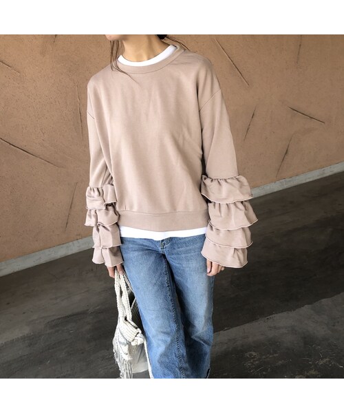 copine（コピン）の「再入荷！くすみカラー！ボリュームフリル袖トレーナー(3color)【クリックポスト対象商品】（スウェット・レディース・その他）」の2枚目の写真