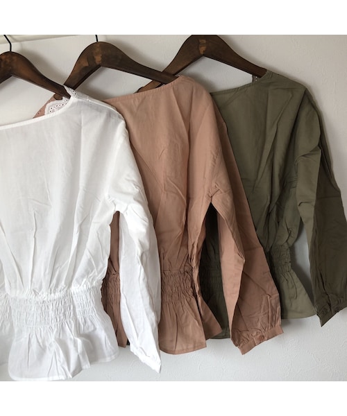 copine（コピン）の「大人可愛い！ウエストシャーリングパンチングレースブラウス(3color)【クリックポスト対象商品】（シャツ/ブラウス・レディース・その他）」の15枚目の写真