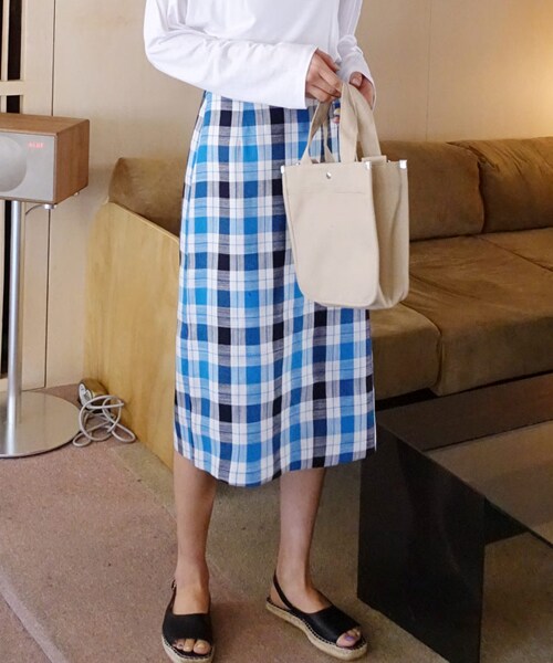 DHOLIC(ディーホリック)の「チェックAラインロングスカート(スカート・レディース・パープル/ブルー・FREE)」の2枚目の写真