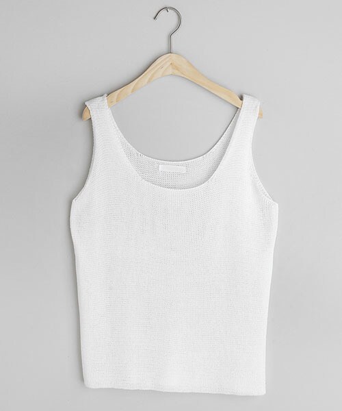 DHOLIC（ディーホリック）の「スクエアネックニットスリーブレス（タンクトップ・レディース・ブルー/ベージュ/ホワイト/ブラック/ブラウン・FREE）」の2枚目の写真