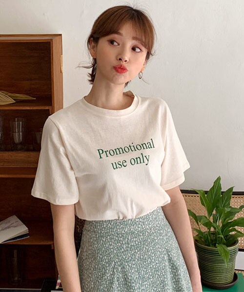 DHOLIC(ディーホリック)の「promotional半袖Tシャツ(Tシャツ/カットソー・レディース・ブルー/ベージュ/ホワイト/オレンジ・FREE)」の3枚目の写真