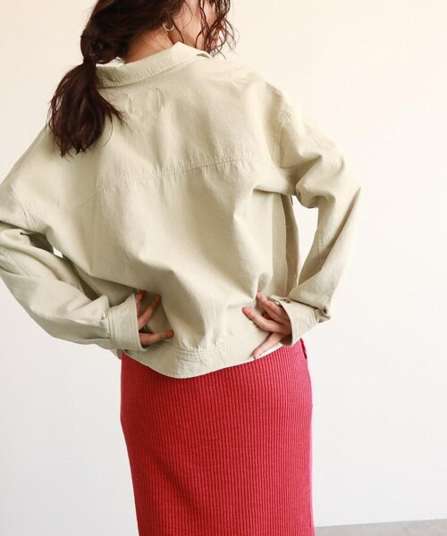 OZOC(オゾック)の「サマーコールビッグシルエットジャケット(ジャケット/アウター・レディース・カーキ(027)/ベージュ(052)・38(M)/40(L))」の9枚目の写真