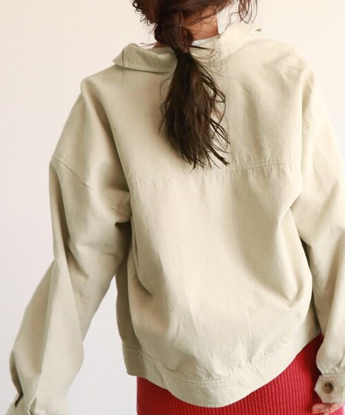 OZOC(オゾック)の「サマーコールビッグシルエットジャケット(ジャケット/アウター・レディース・カーキ(027)/ベージュ(052)・38(M)/40(L))」の11枚目の写真