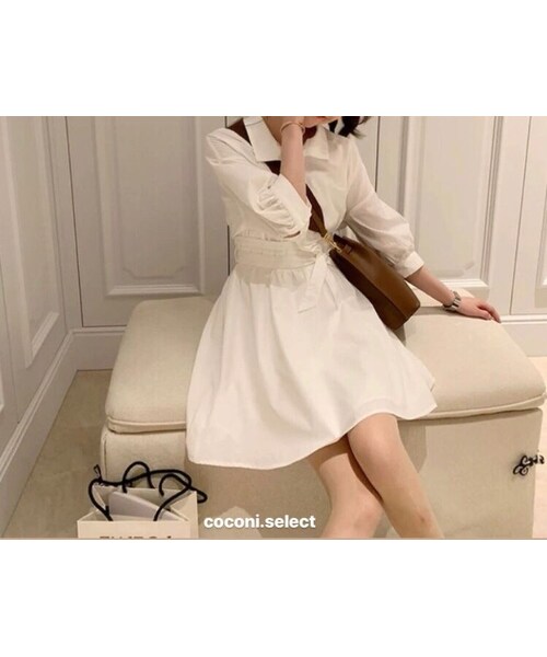 no brand(ノーブランド)の「CO188: ホワイトAラインワンピース(ワンピース・レディース・その他)」の2枚目の写真