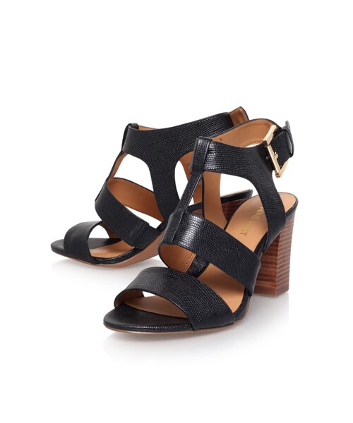 NINE WEST（ナインウエスト）の「JELANIE（シューズ・レディース・BLACK・36/37/38/39/40/41/42）」の2枚目の写真