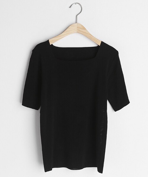 DHOLIC（ディーホリック）の「スクエアネック半袖ニット（ニット/セーター・レディース・ホワイト/パープル/ブラック/ベージュ・FREE）」の2枚目の写真