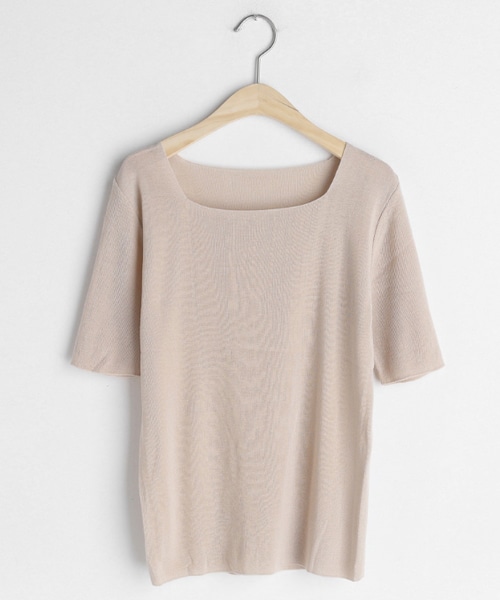 DHOLIC（ディーホリック）の「スクエアネック半袖ニット（ニット/セーター・レディース・ホワイト/パープル/ブラック/ベージュ・FREE）」の3枚目の写真