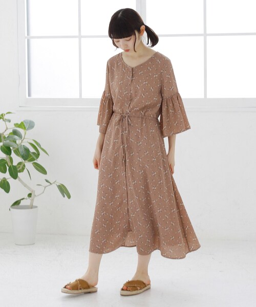 Crisp（クリスプ）の「フォールフラワーワンピース（ワンピース・レディース・アイボリー/ピンク/ブラック・FREE）」の3枚目の写真