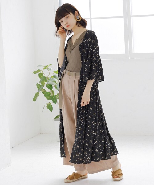 Crisp（クリスプ）の「フォールフラワーワンピース（ワンピース・レディース・アイボリー/ピンク/ブラック・FREE）」の5枚目の写真