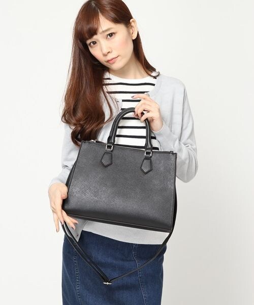 JEANASIS（ジーナシス）の「スクエア2WAYトート（バッグ・レディース・アイボリー/ブラック/レッド・FREE）」の2枚目の写真