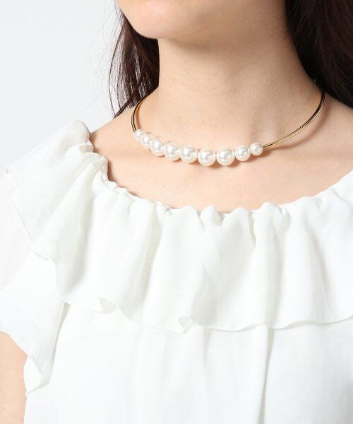 Heather（ヘザー）の「オフショルフリルブラウス２（トップス・レディース・ホワイト・Ｆ）」の4枚目の写真