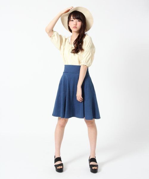 Heather(ヘザー)の「シャーリングジャガードカットソー(トップス・レディース・オフホワイト/ブラック・F)」の8枚目の写真