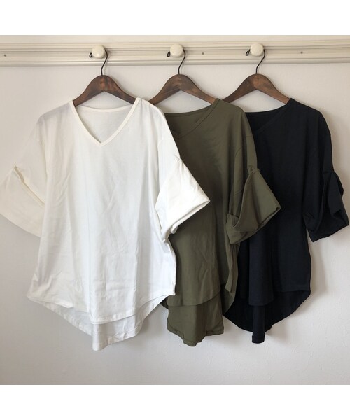 copine（コピン）の「ゆる可愛い！袖ロールアップVネックTシャツ (3color)【クリックポスト対象商品】（Tシャツ/カットソー・レディース・その他）」の13枚目の写真
