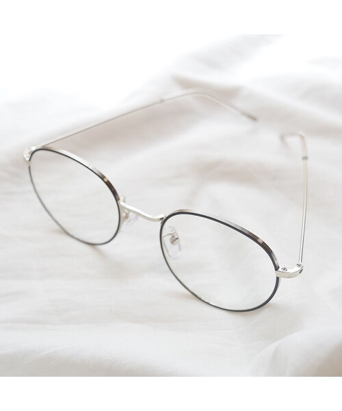 no brand(ノーブランド)の「Classic Clear Lens Glasses(メガネ・レディース・その他)」の4枚目の写真