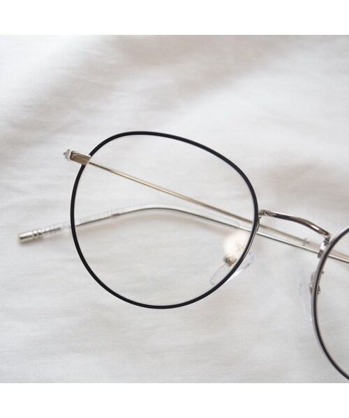 no brand(ノーブランド)の「Classic Clear Lens Glasses(メガネ・レディース・その他)」の5枚目の写真