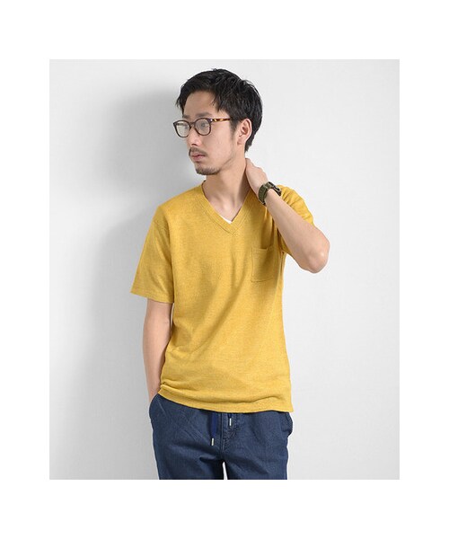 URBAN RESEARCH(アーバンリサーチ)の「フランダースVネックS/S KNIT TEE(トップス・メンズ・GRAY/YELLOW/NAVY/BLACK・M/L)」の9枚目の写真
