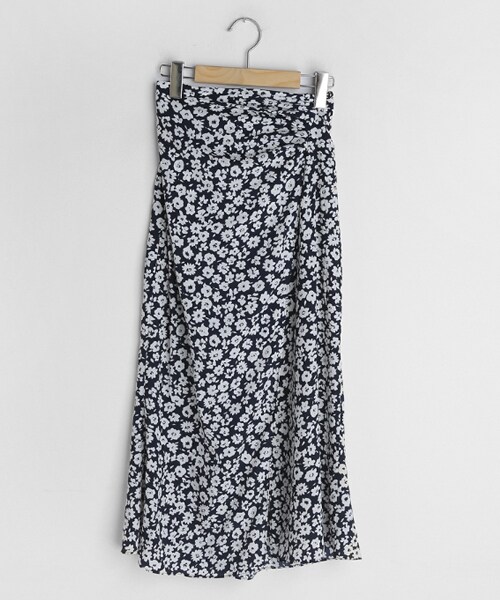 DHOLIC（ディーホリック）の「ギャザーフローラルスリットスカート（スカート・レディース・オレンジ/グリーン/その他・FREE）」の3枚目の写真